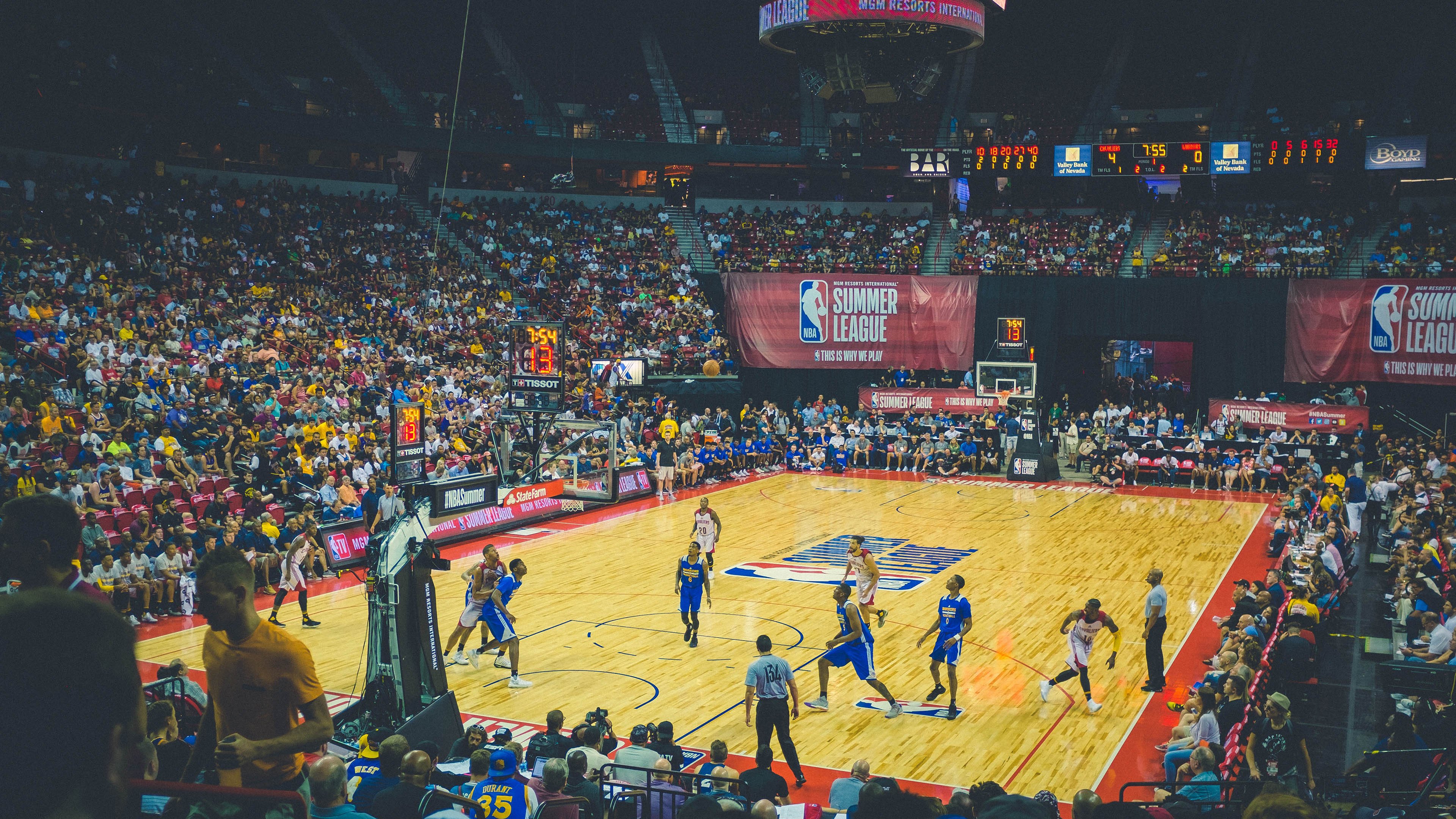 KAIYUN 中国大陆-CBA金牌教练被挖角，俱乐部大战一触即发